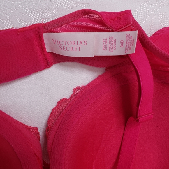 Victoria's Secret Body By Victoria Bra 34D - Picture 7 of 9
